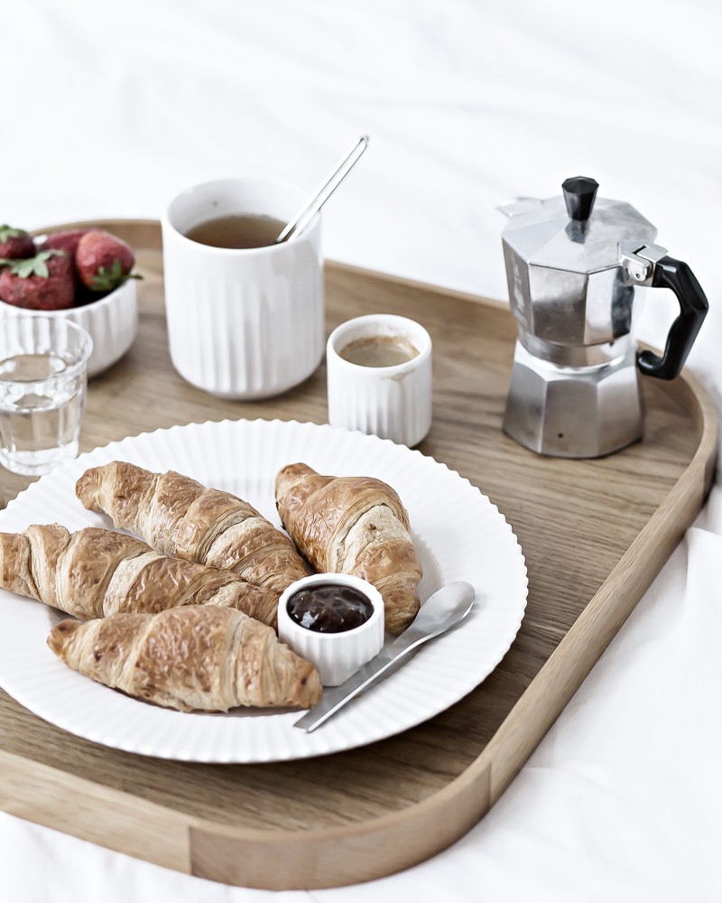 getting spoilt | weekend breakfast in bed | top scandinavian blog www.my-full-house.com