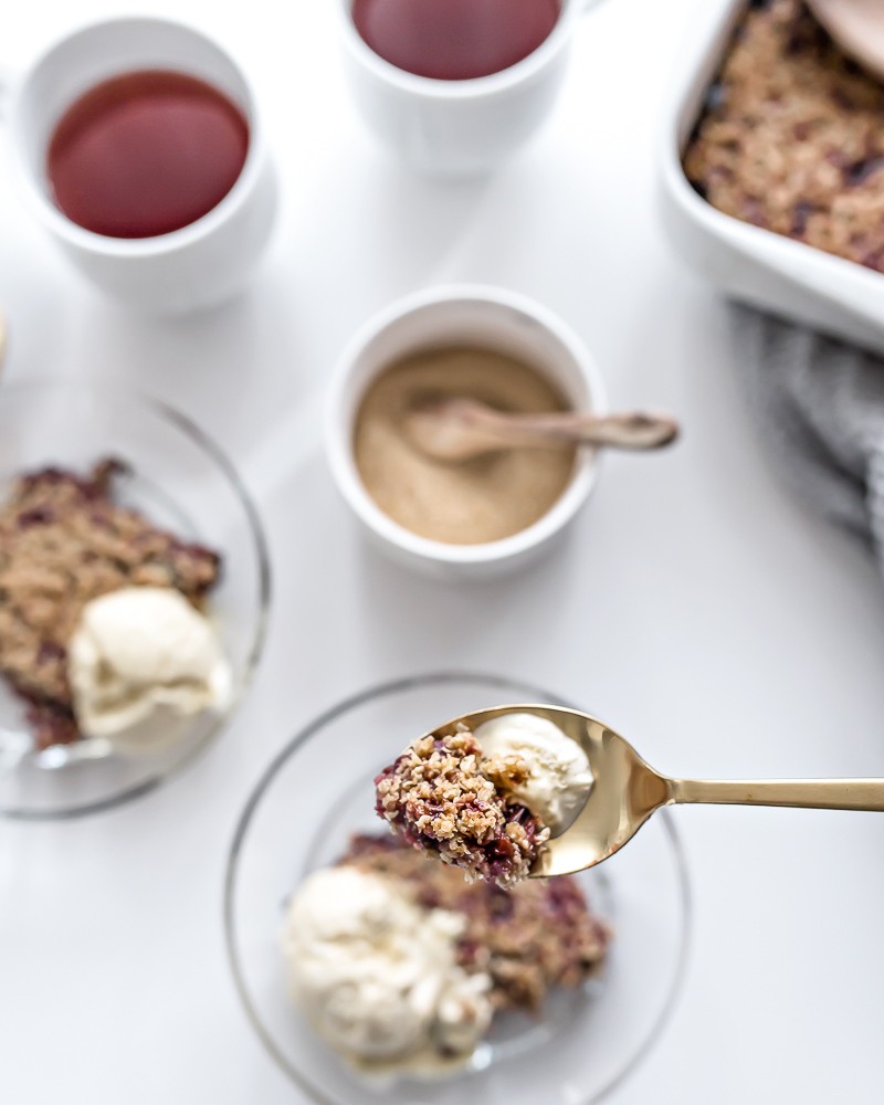 Best Plum Crumble (gluten free) | www.my-full-house.com | Top Scandinavian Interior and Lifestyle Blog