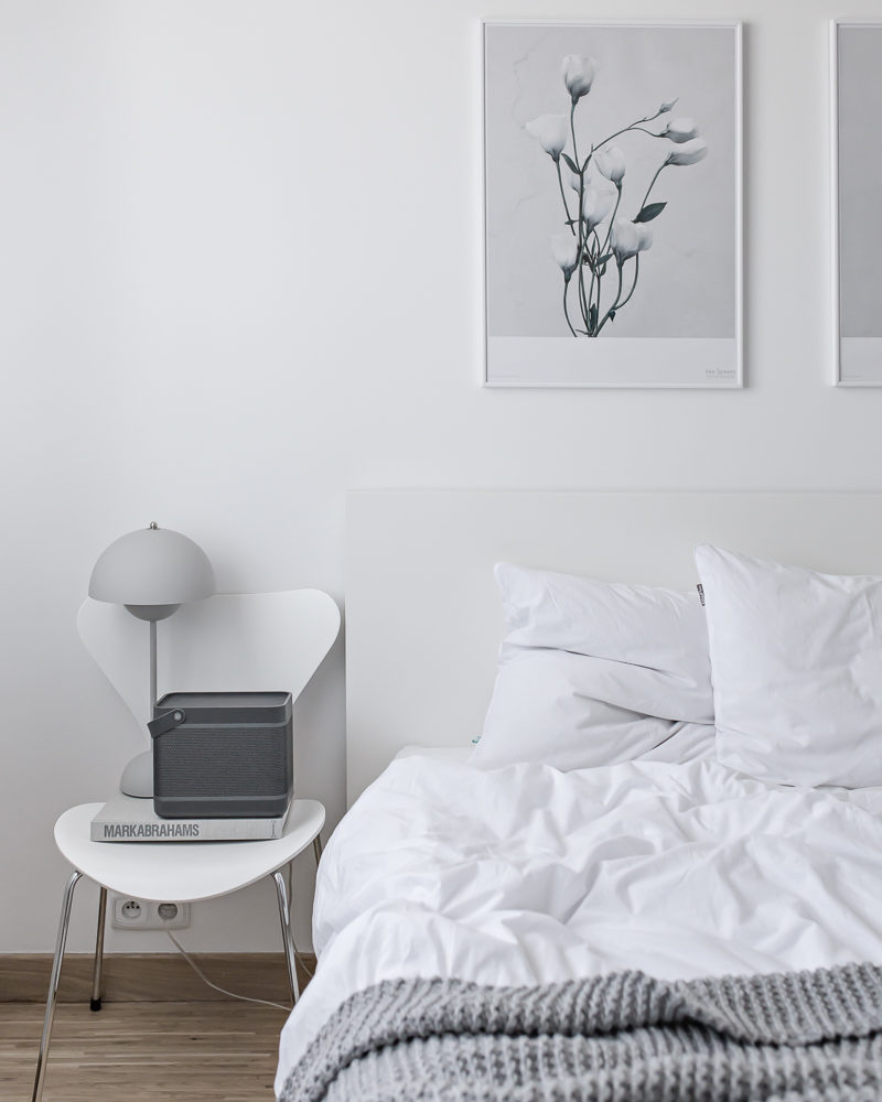 bedroom white | www.my-full-house.com | Top Scandinavian Interior and Lifestyle Blog